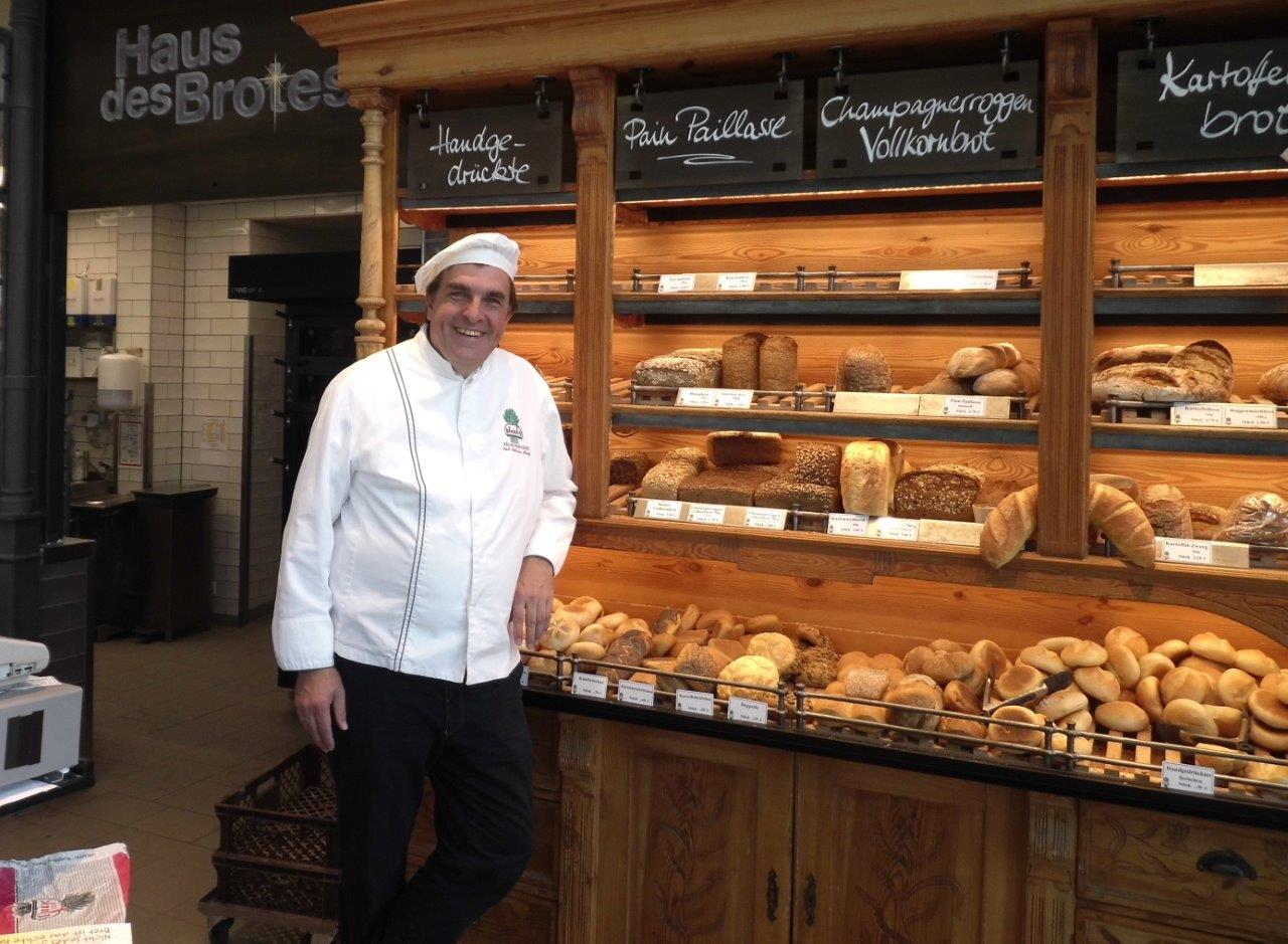 Ein Bahnhof für die Bäckerei Plentz Berlins beste Bäcker